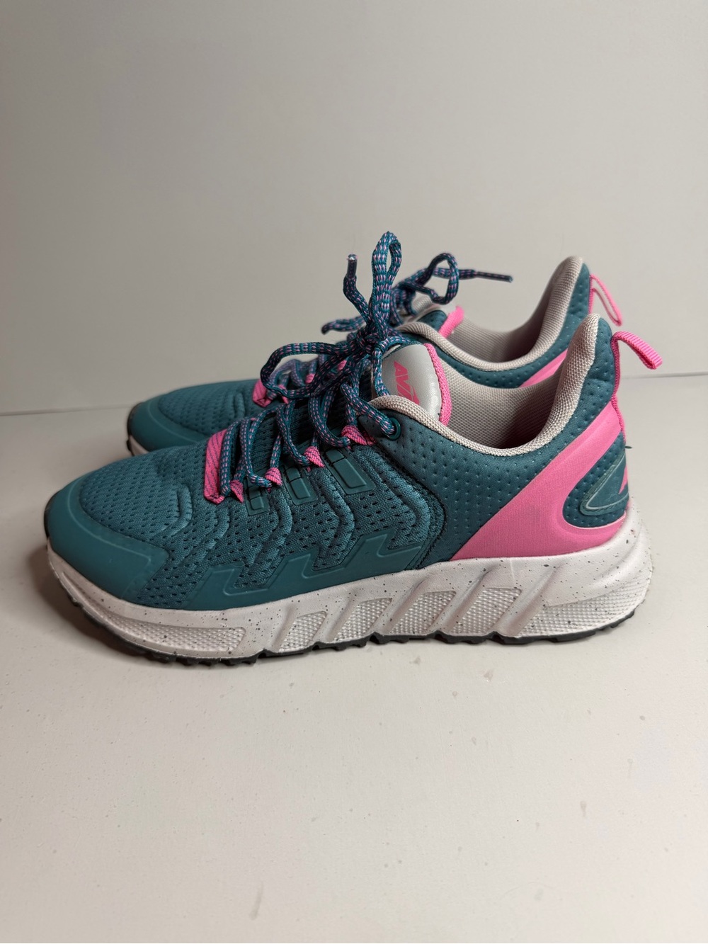 Avia Women’s Trail Running Walking Shoes Size 9.5 Teal Pink - Picture 4 of 7